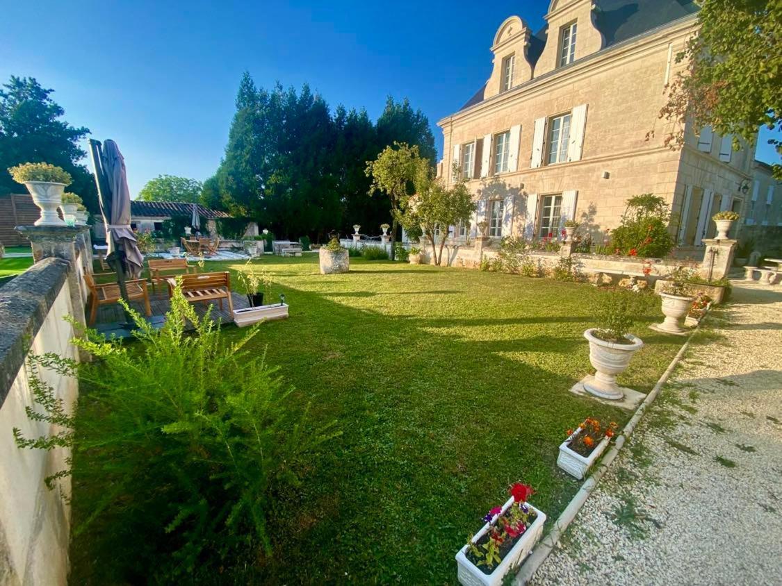 Le Grand Berger Chambres D'Hotes Angeac-Charente Luaran gambar